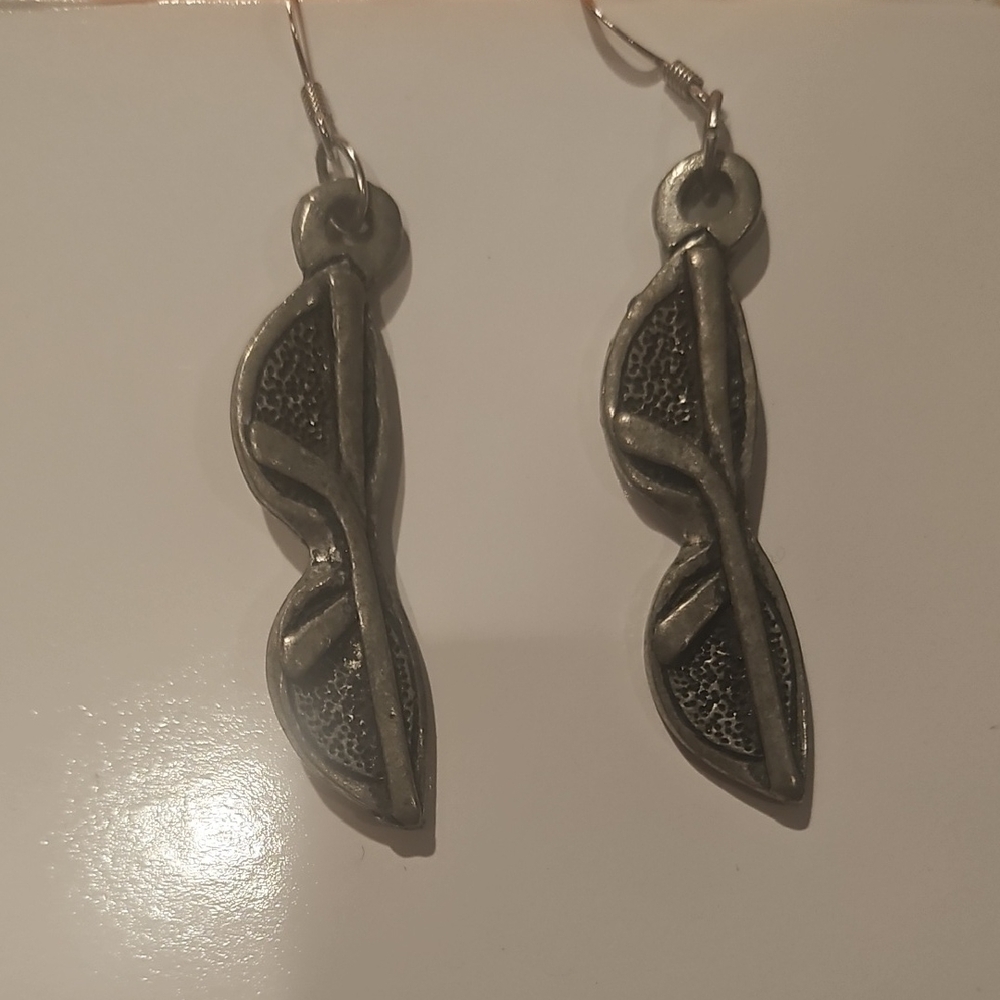 Elegant Silver Twisted Earrings